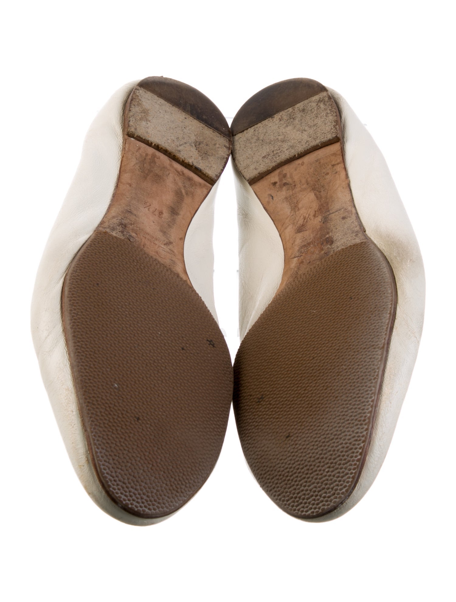 Chloé Leather Scalloped Accent Ballet Flats